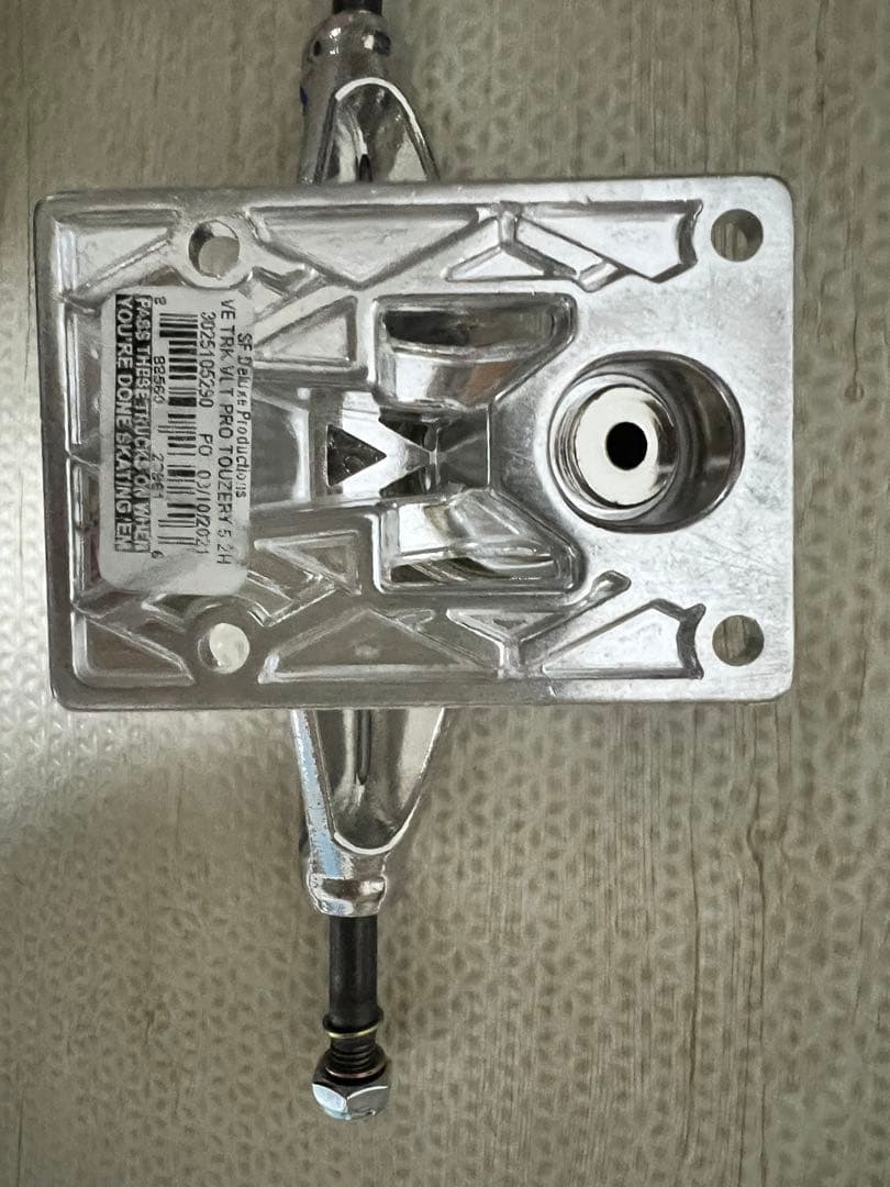 スケートボード足回りセット　テリー