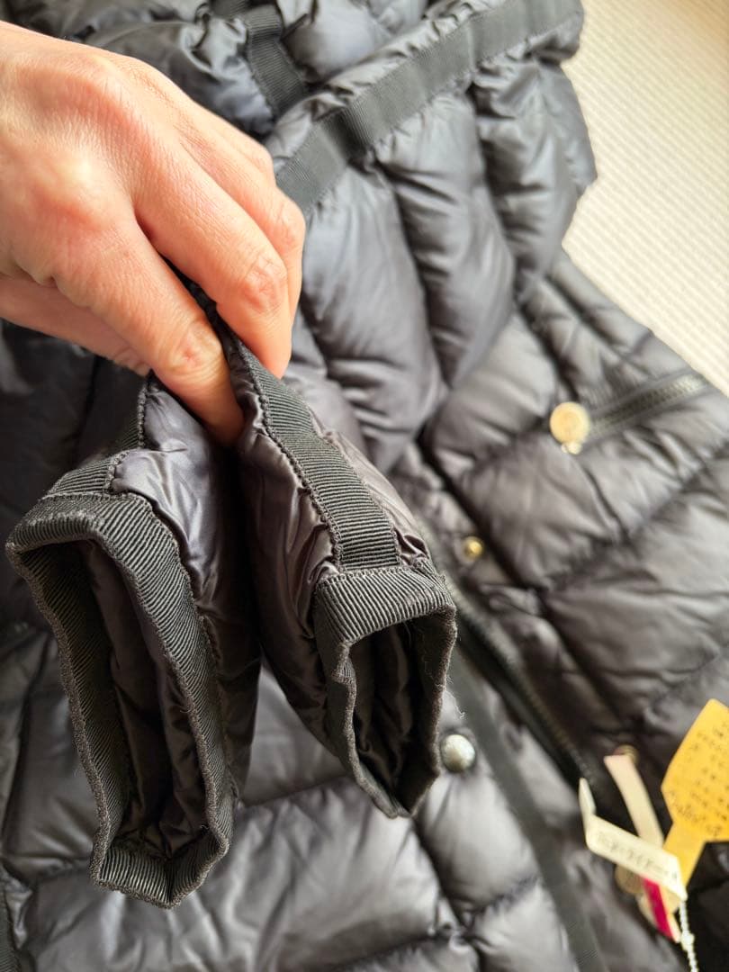 モンクレール エルミンヌ 00 ブラック HERMINE