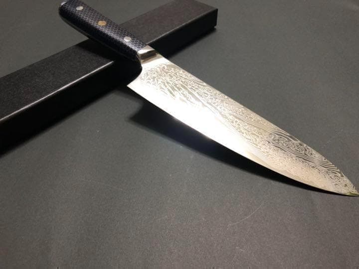 VG10 67層ダマスカス牛刀包丁　205mm【玄武】