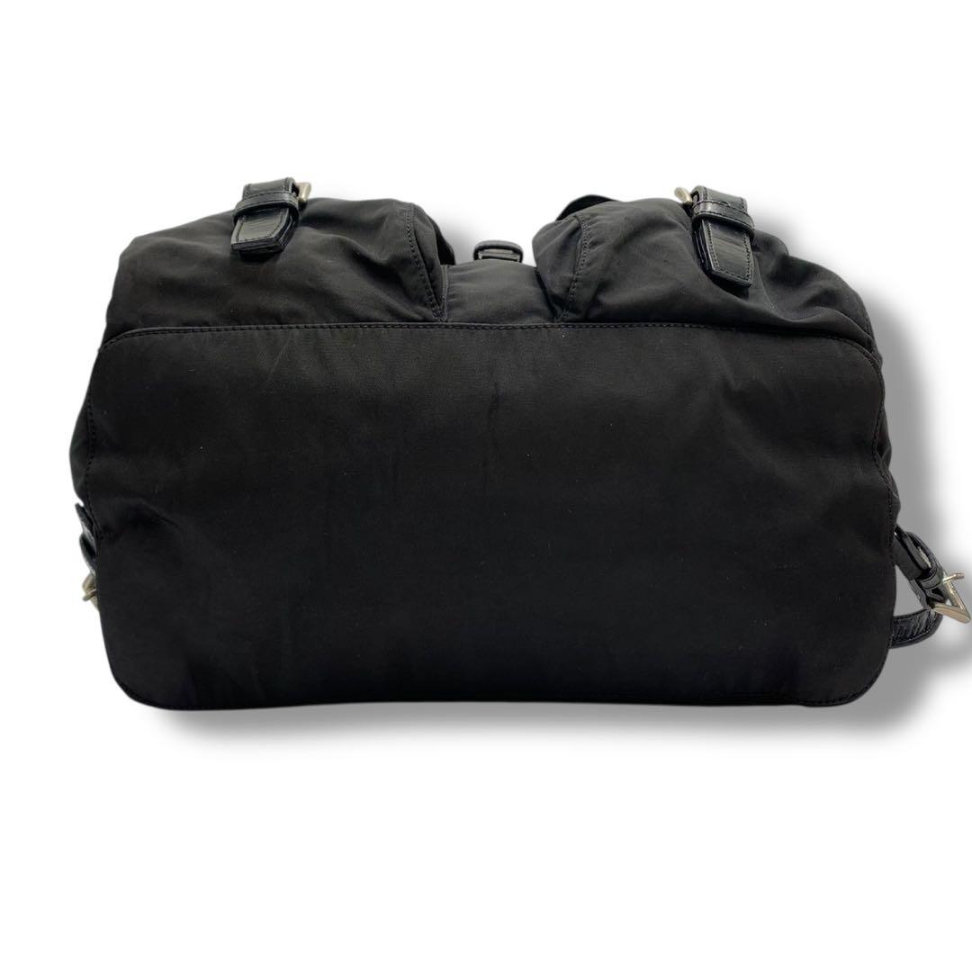 美品✨プラダ リュック 三角ロゴ テスートナイロン レザー ブラック 黒