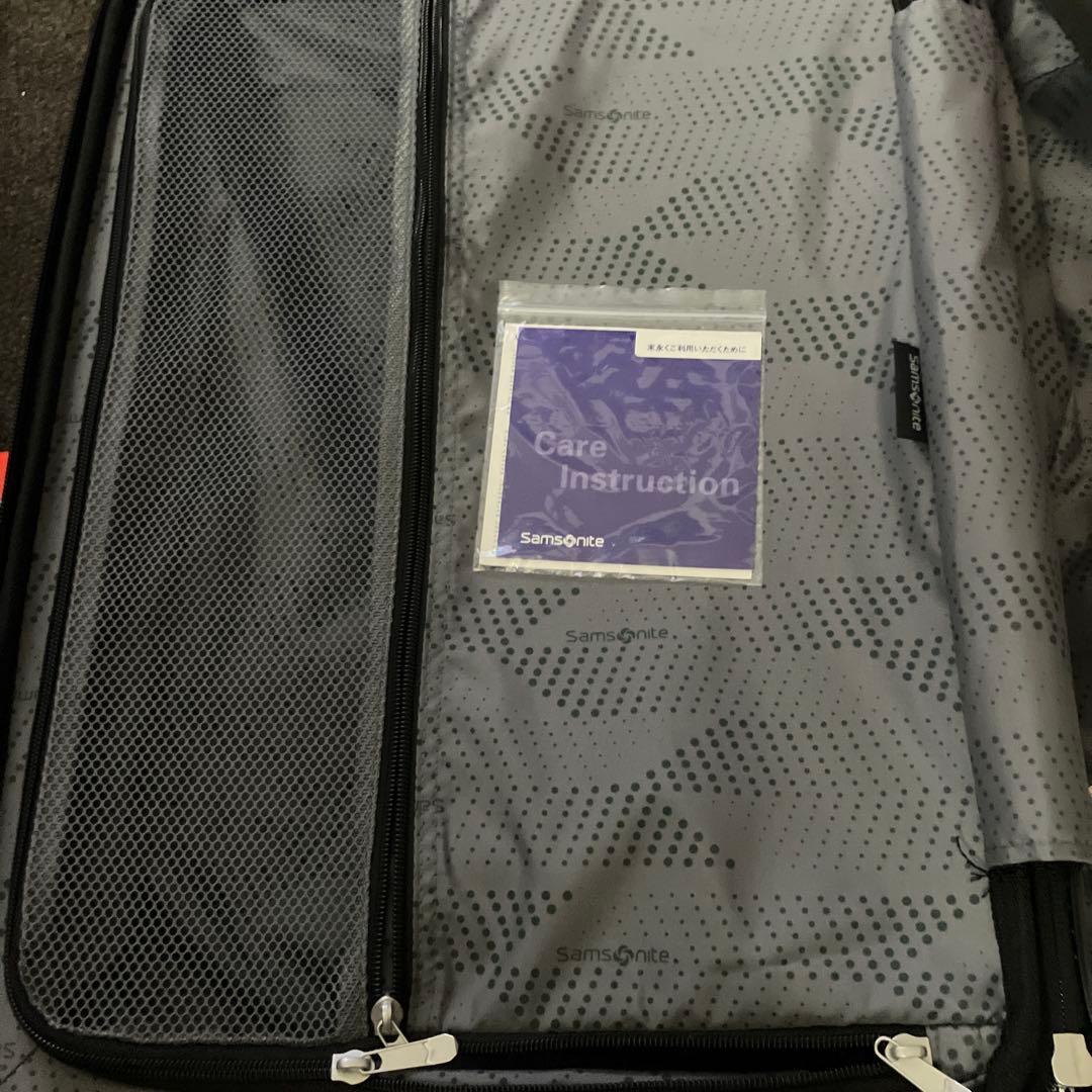 Samsonite 中型キャリーケース ピンク