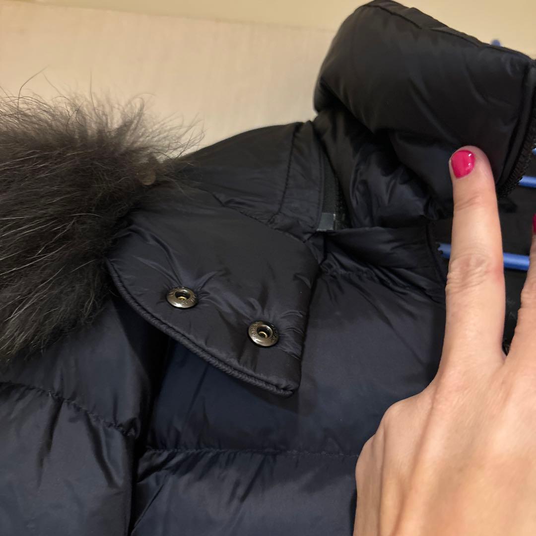 タトラス　ファー付きフード ダウンジャケット　サイズ04 黒　XL 大きいサイズ