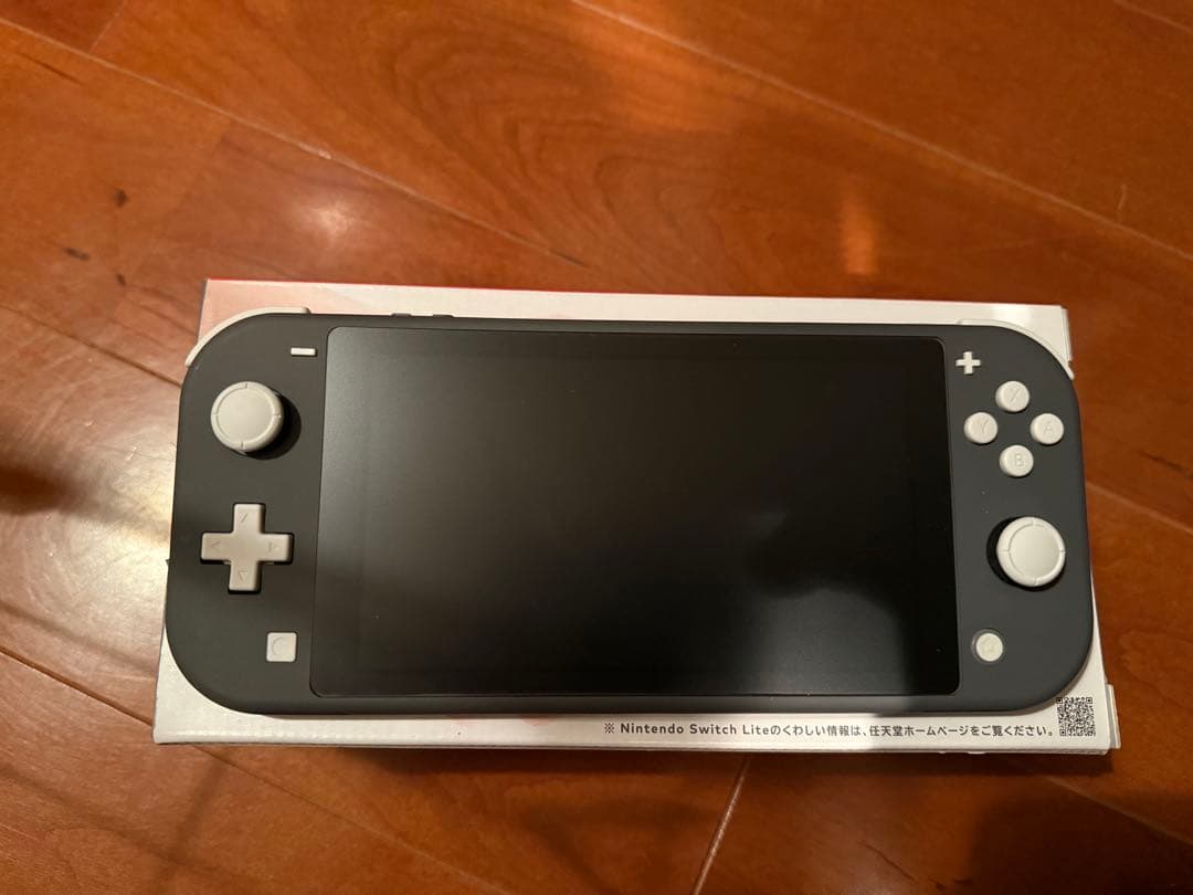 ミ*コ様 【任天堂】Nintendo Switch Lite（新古品）