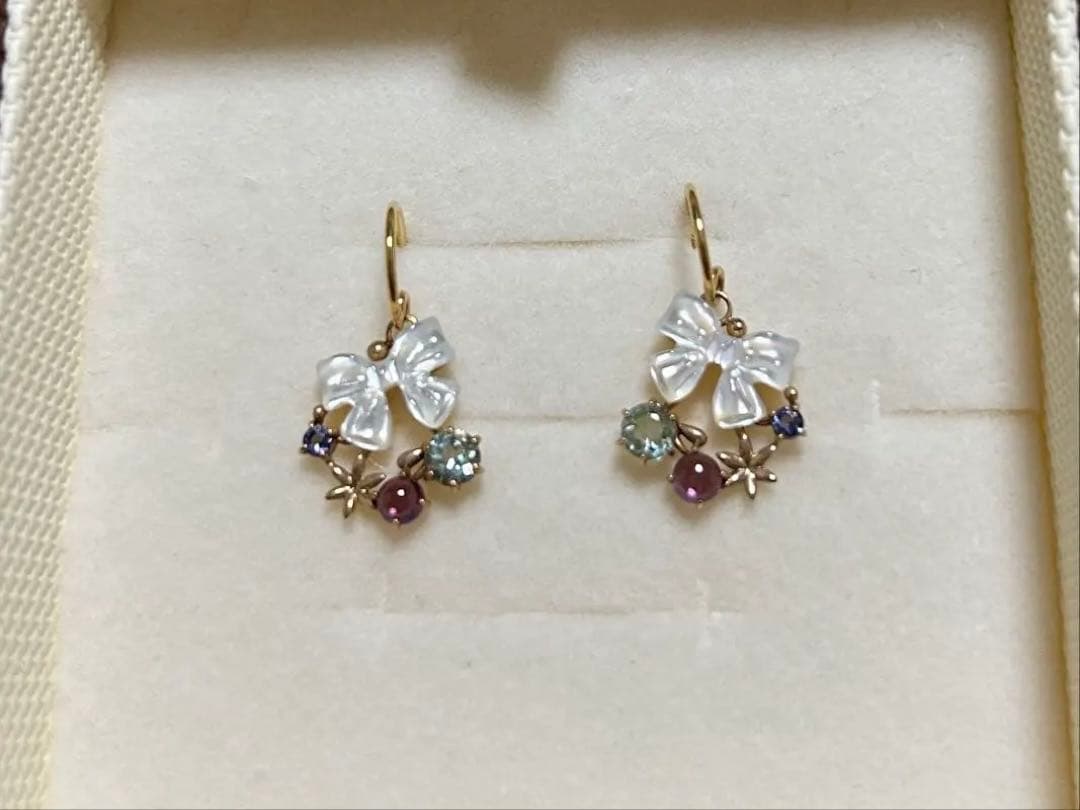 【美品】テイクアップ★K18りぼんピアス