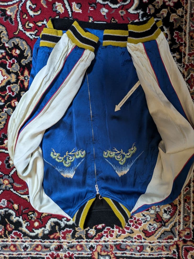 港商 東洋 スカジャン Ｍ DRAGON & TIGER×EAGLE 新品