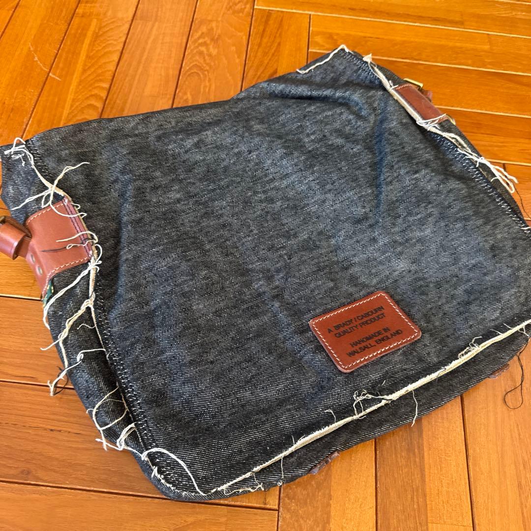 Brady / Cabourm ショルダーバッグ　メッセンジャーバッグ デニム