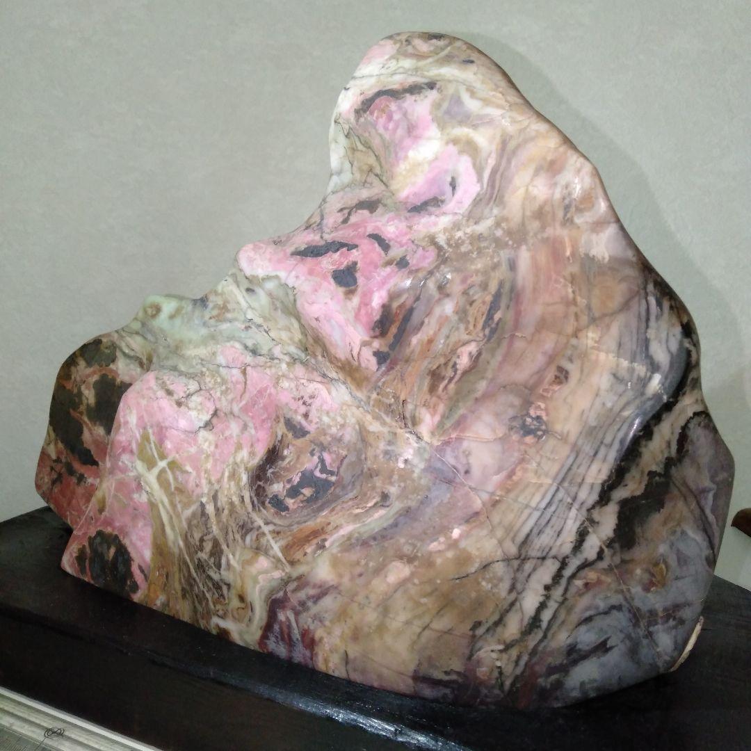 大型バラ輝石　ロードナイト　インカローズ　鉱物　原石　台付き１個