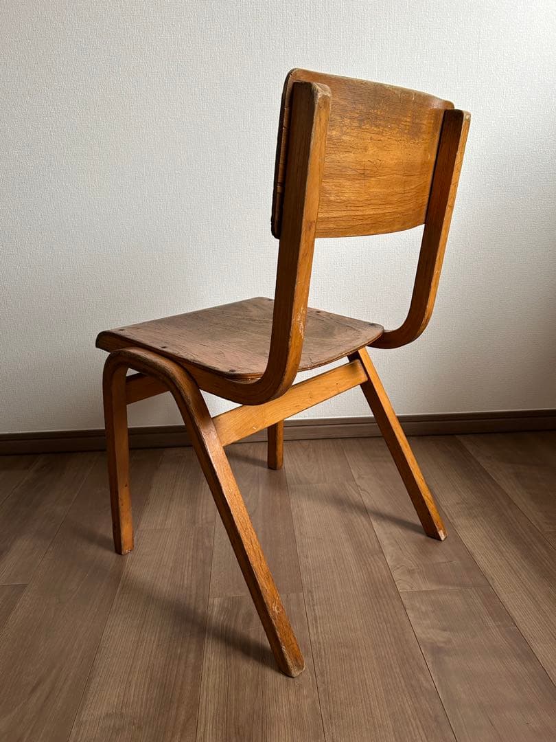 スクールチェアアンティーク　ヴィンテージ 学校椅子 インダストリアル