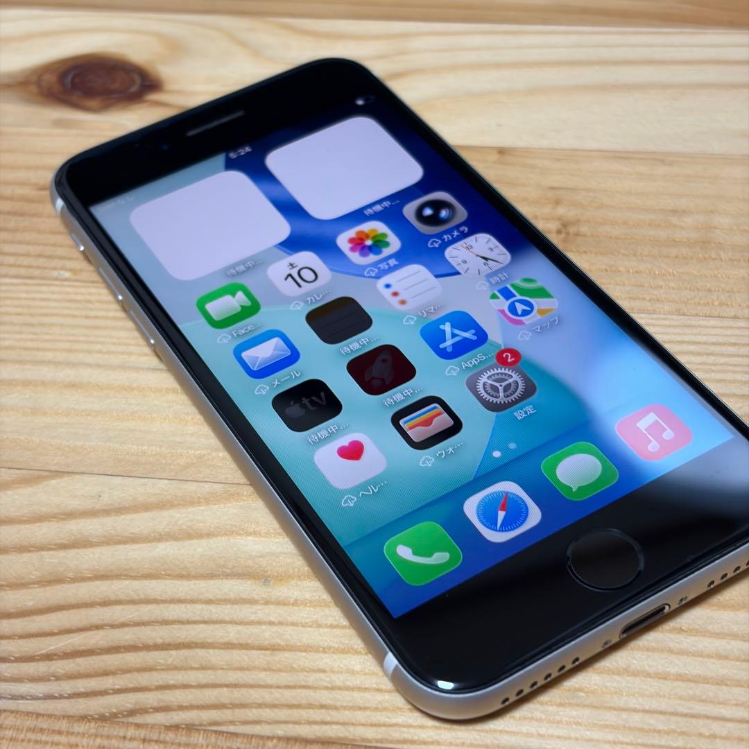 え*】様 バッテリー新品　iPhoneSE第3世代64GB SIMフリー　美品
