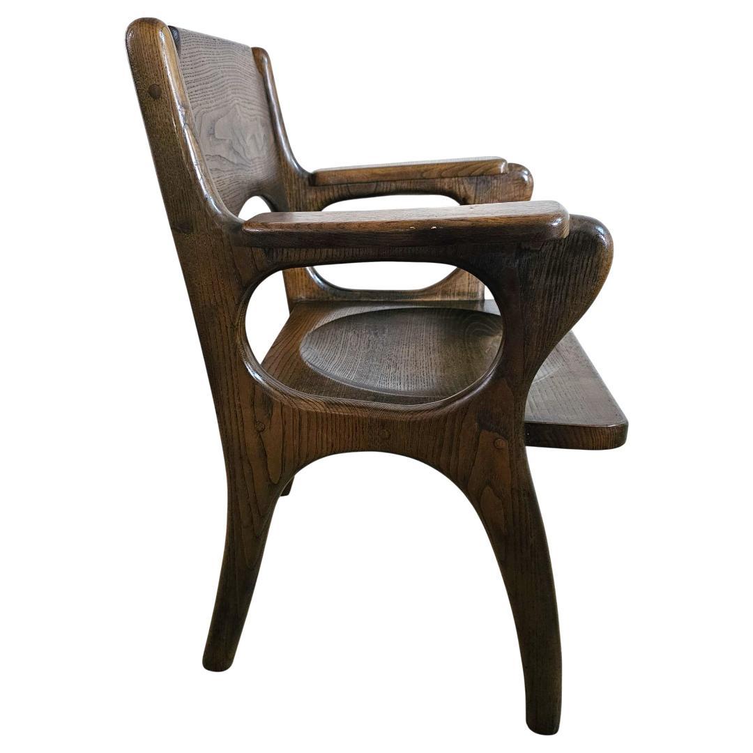 木製 アーム付き ダイニングチェア① 板座 座ぐり くり抜きデザイン 椅子