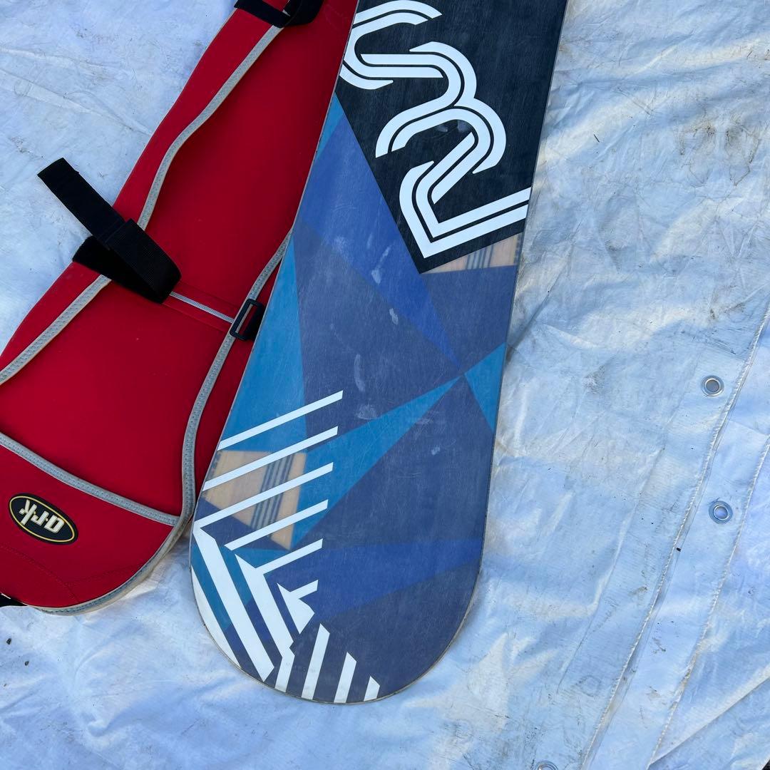 Salomon スノーボード サイト　SPCL2 幾何学模様 ケース付き