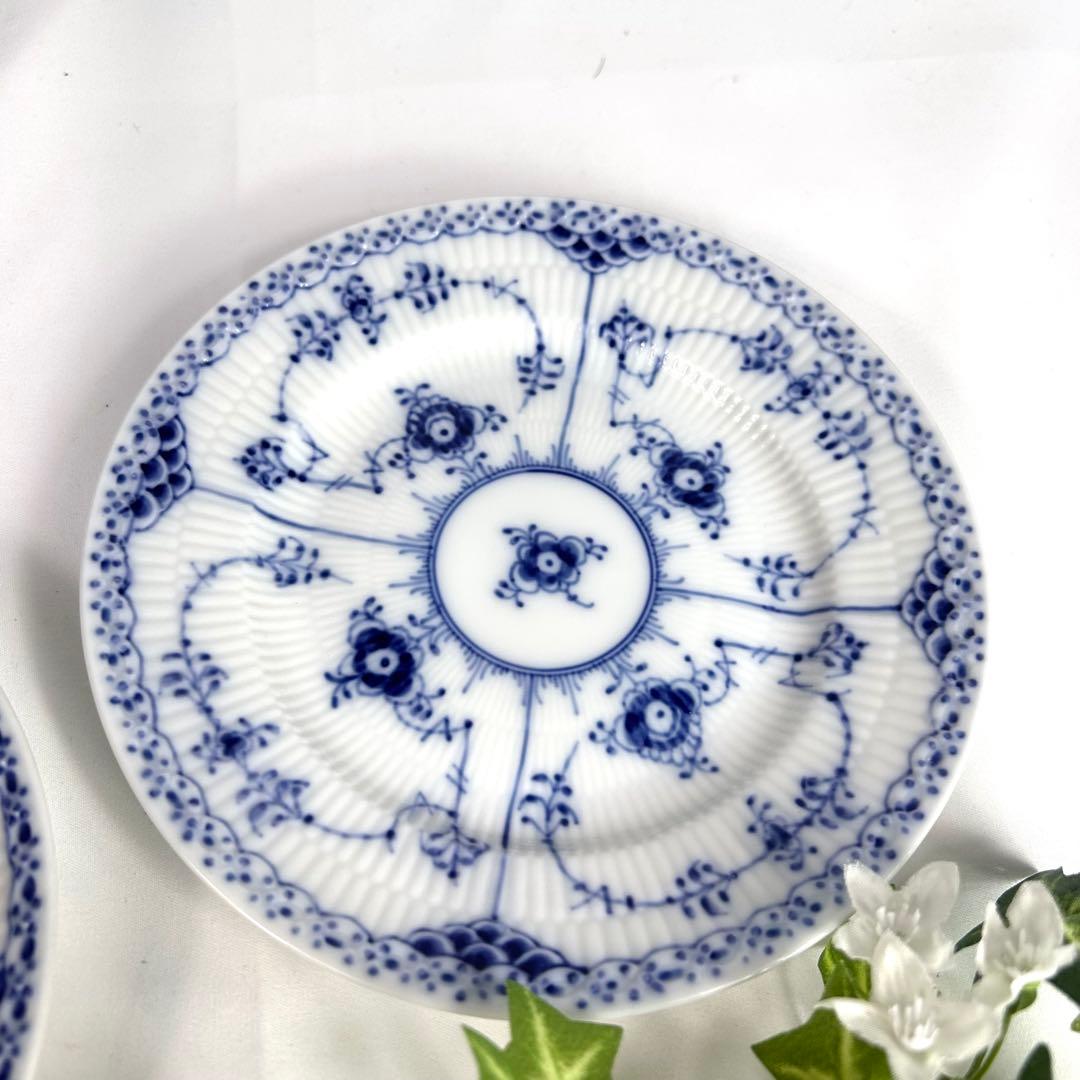 【美品】ロイヤルコペンハーゲン ブルーフルーテッド ハーフレース17cm 2枚