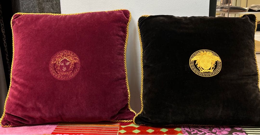 Versace（ヴェルサーチ）クッション