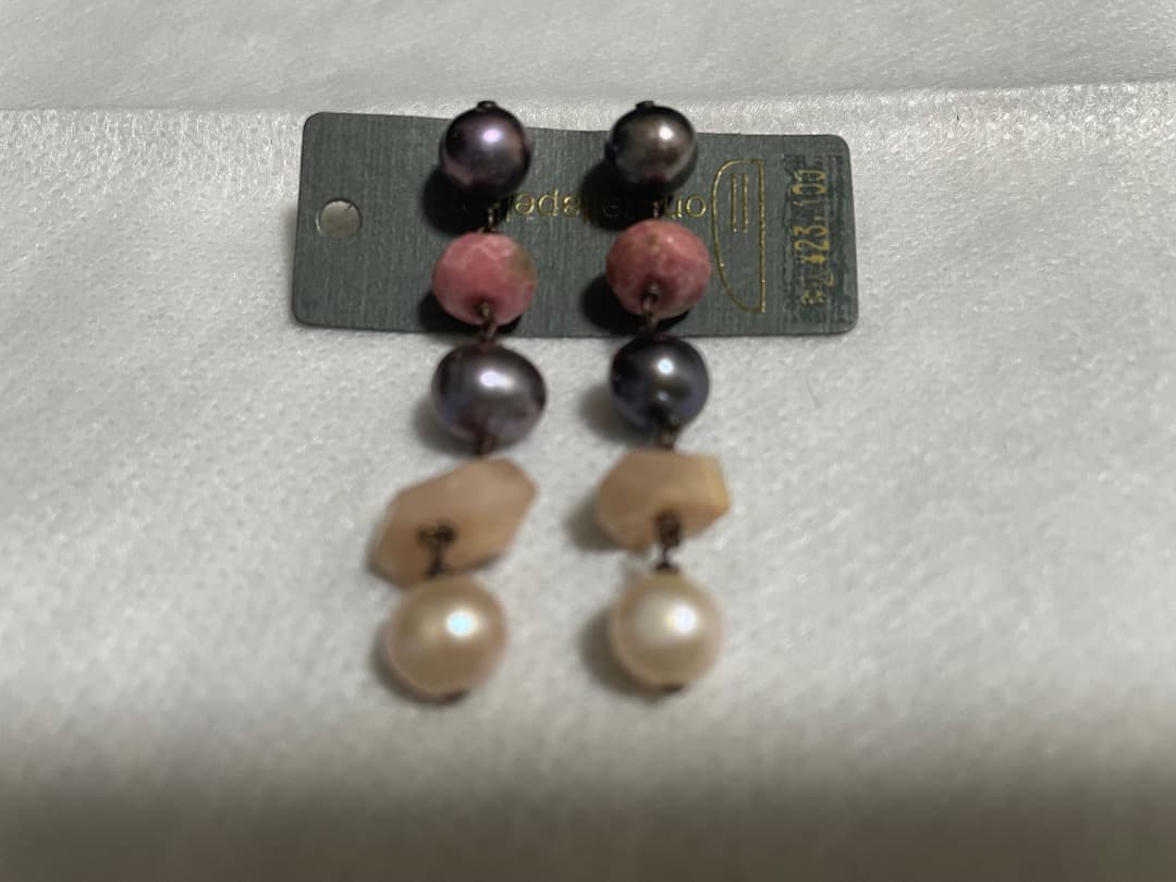 【希少新品】Donatellapellini /ドナテラ・ペリーニ　天然石ピアス