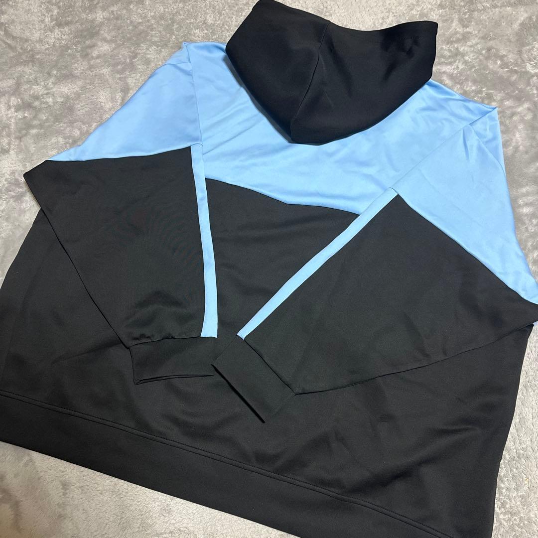 ililil イルイルイル　ハイネックジャージパーカー ブルー