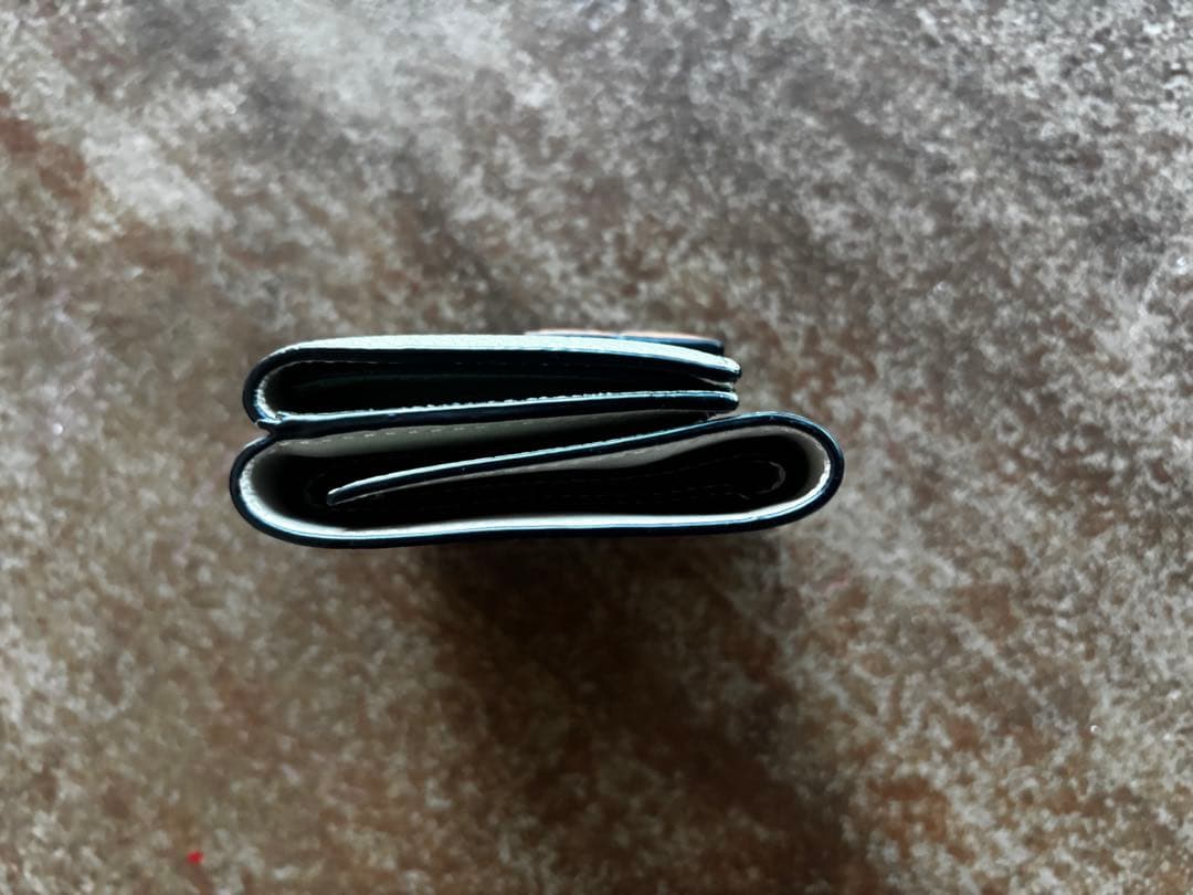 【ほぼ新品】ロエベ 三つ折り財布 トライフォールド ウォレット