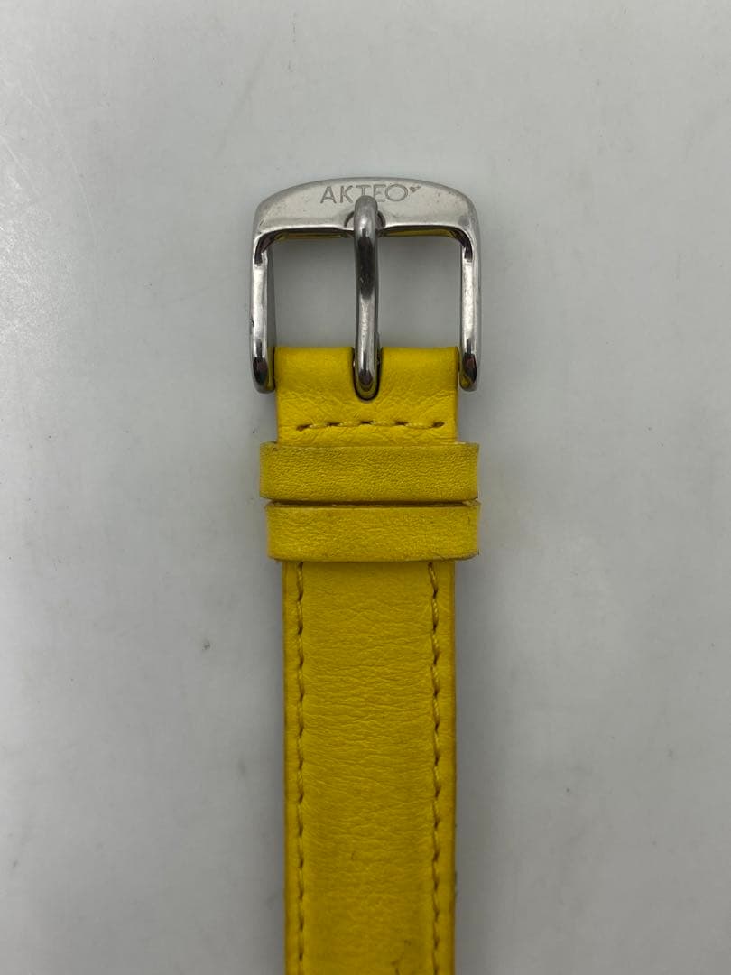 アクテオ　レザーバンド 腕時計2本セット （動作品）