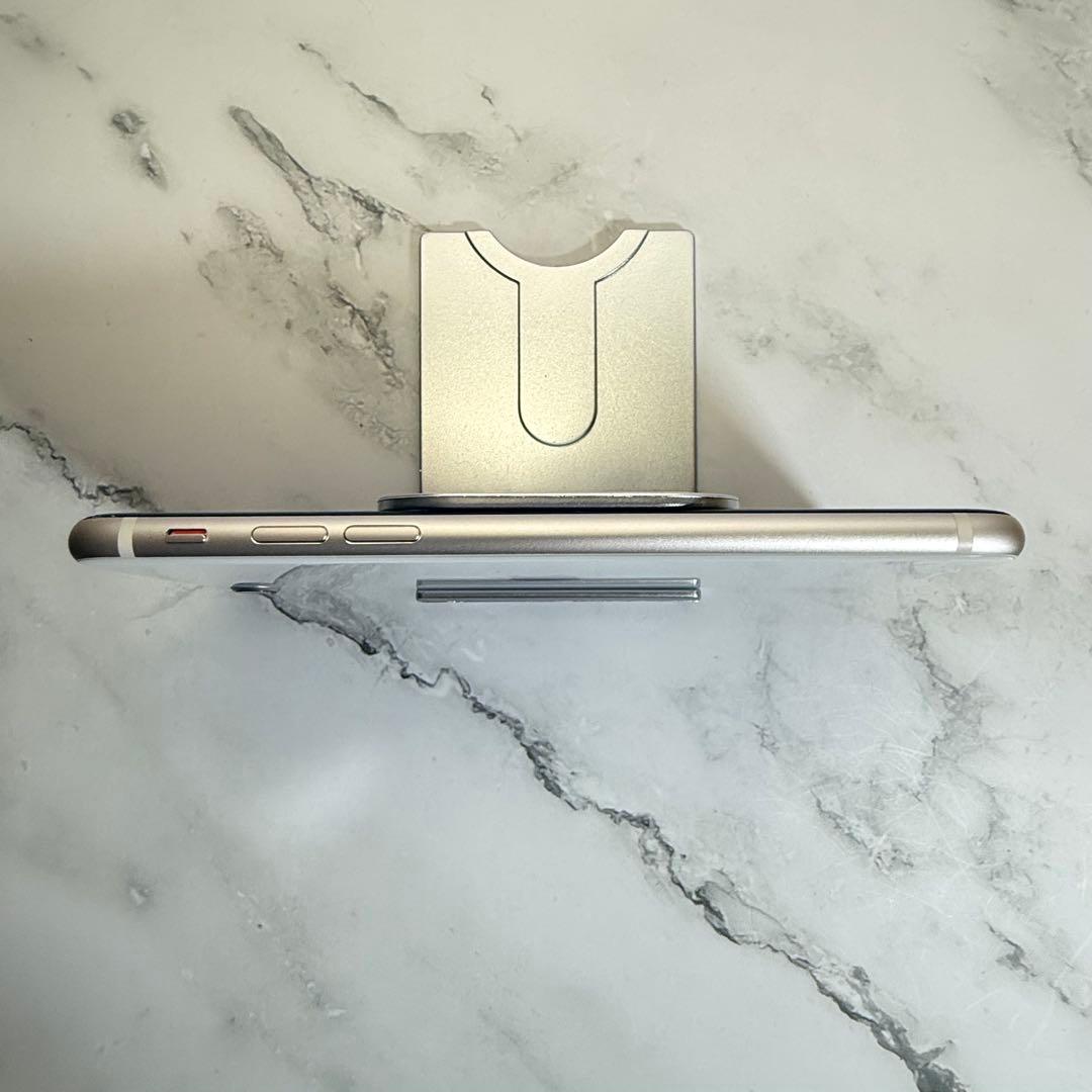 ★新品バッテリー　iPhone SE3 (第3世代) 128GB SIMフリー