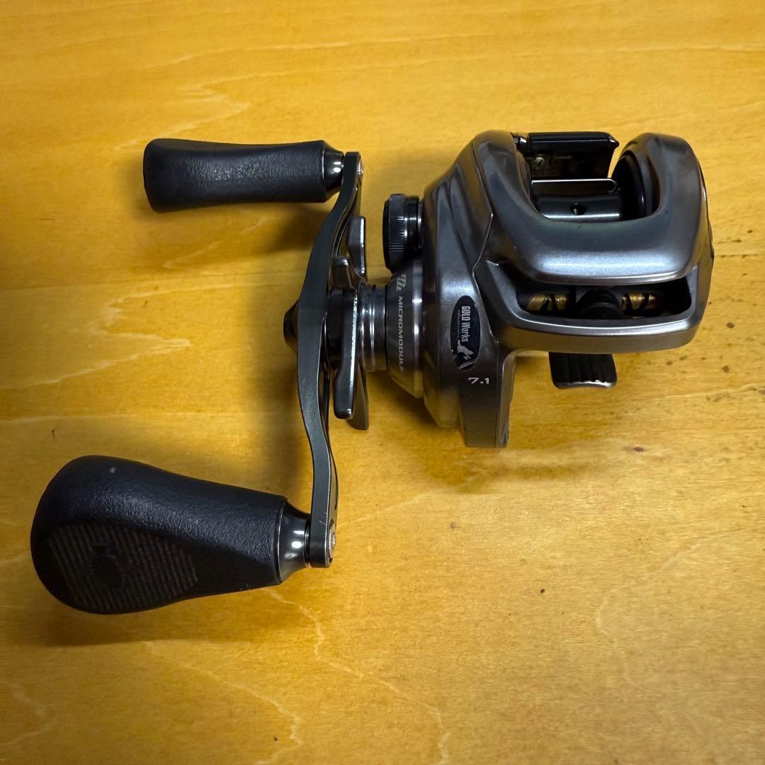 シマノ 18バンタム HG RIGHT 右ハンドル