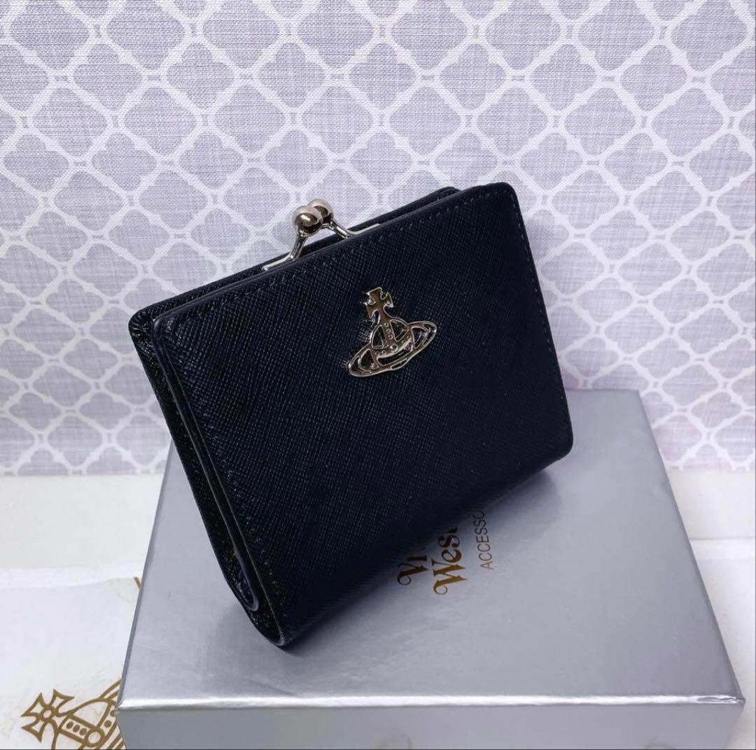 【高級感◇ショッパー付】ヴィヴィアン・ウエストウッド 黒