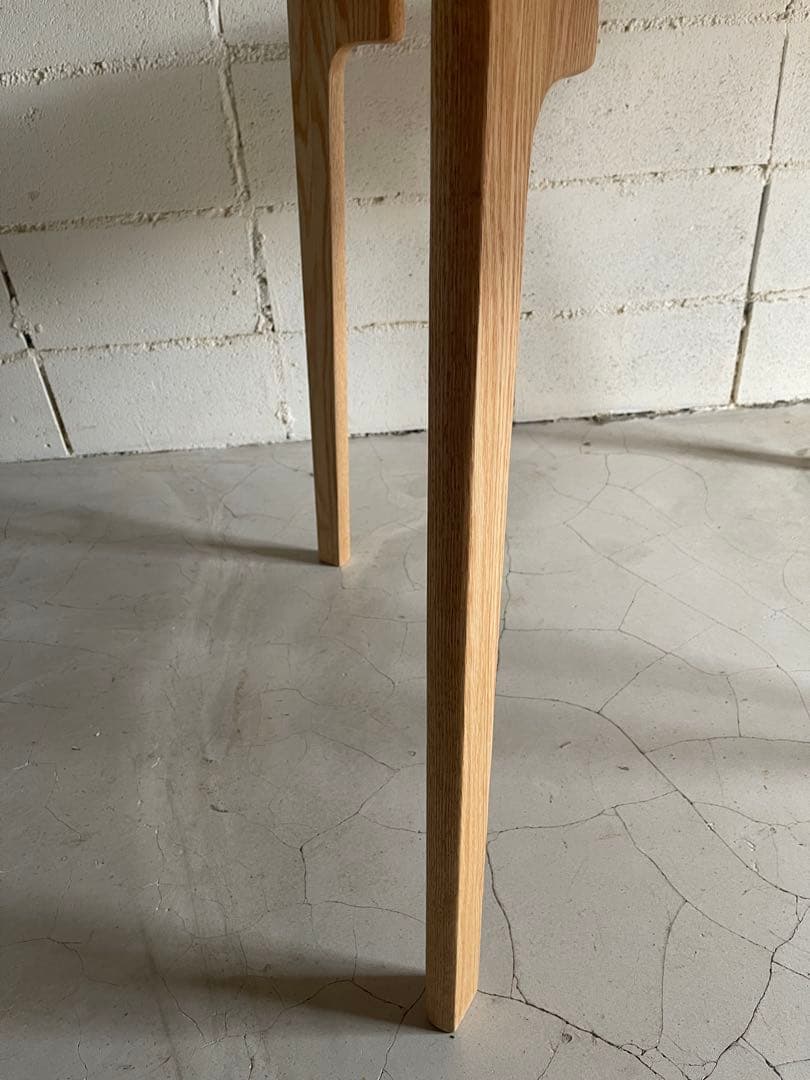 美品　MOMO NATURAL ダイニングテーブル　オーク無垢　ラウンドテーブル