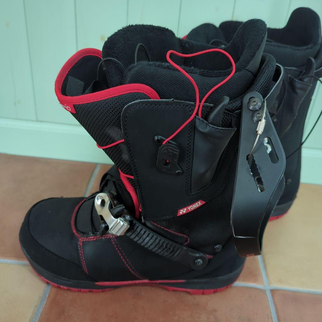 YONEX AERIO AB ブーツ　28cm 中古