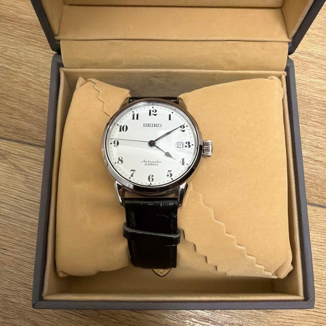 ト*ー様 SEIKO 自動巻き 時計 Presageホワイト SARX027