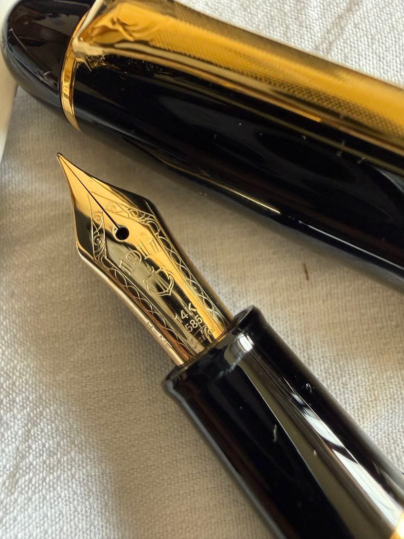 セーラー万年筆