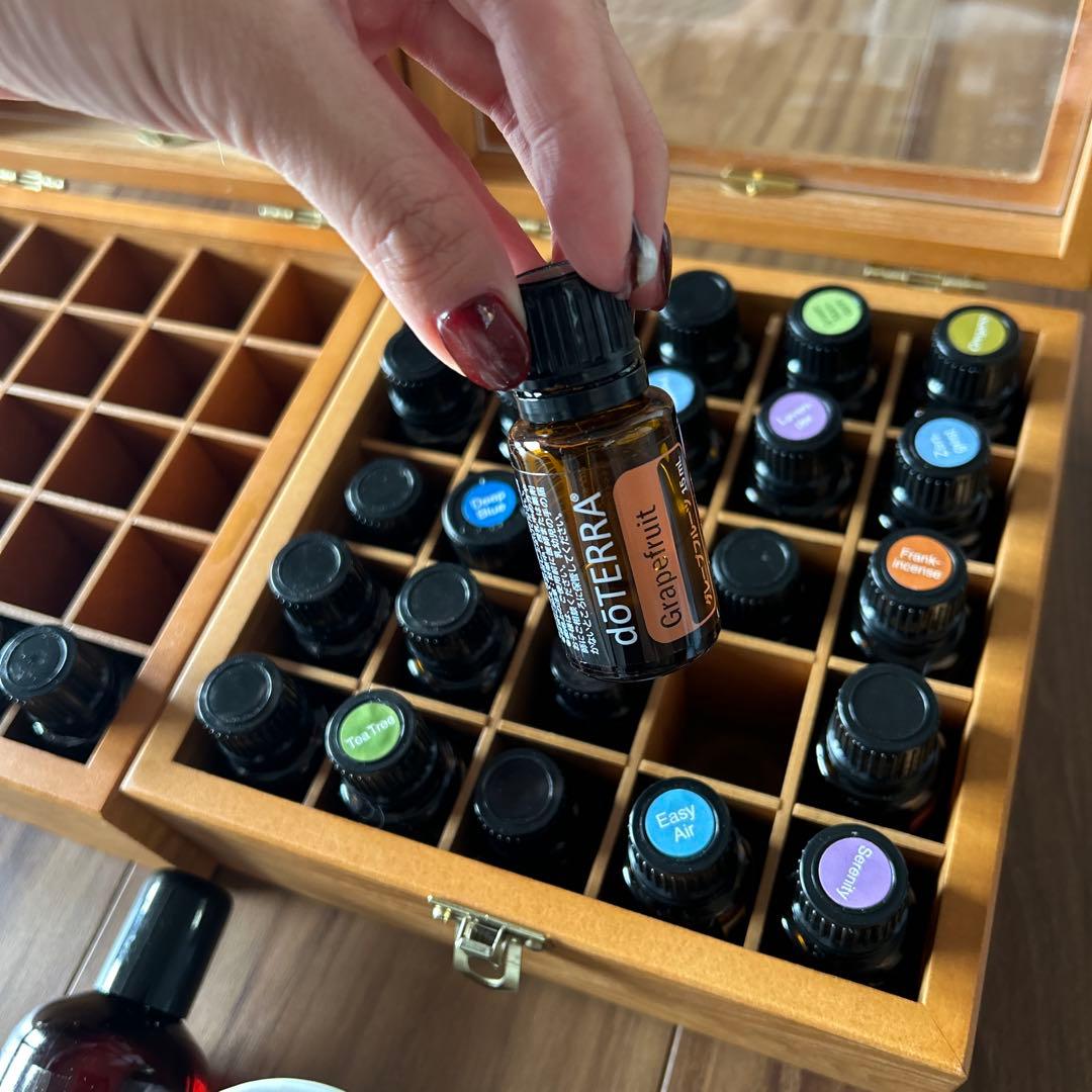 ドテラ　エッセンシャルオイル木箱付き2ケース