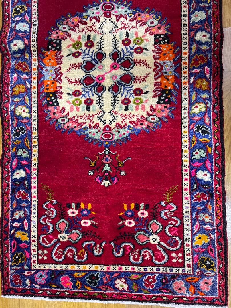 値下げ　ギュネイラグ　ヴィンテージラグ　ギュネイ絨毯