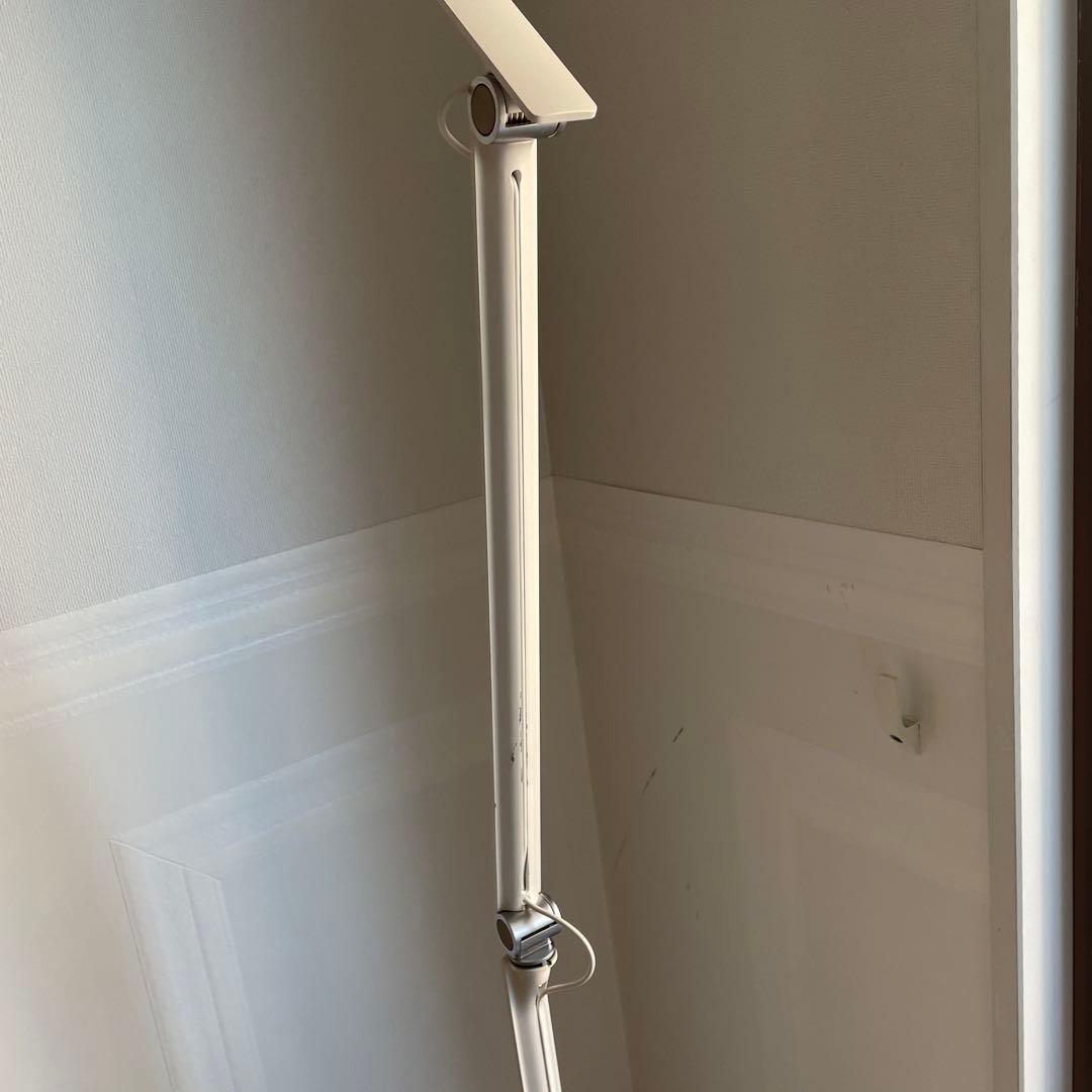 ルイスポールセンNJP フロア ホワイト