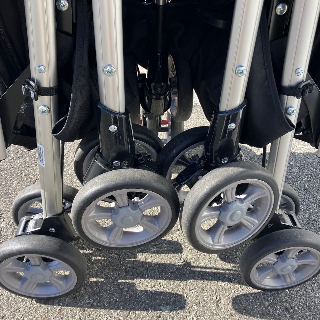 【最終値下げ⭐︎美品】Combi 双子用ベビーカー　ツインスピン　2人乗り
