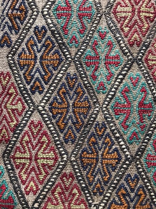 キリム　ジジム　ラグ