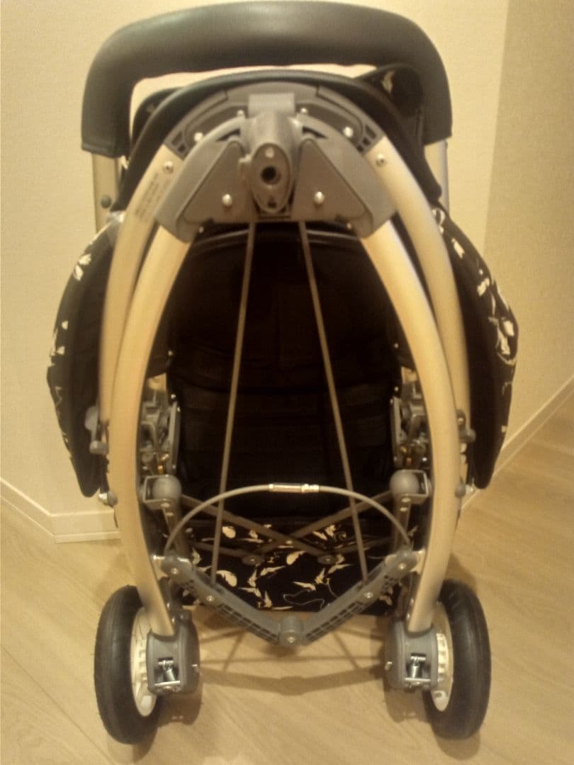 MEDITERRAEAN　メディテレーニアン　高級ベビーカー