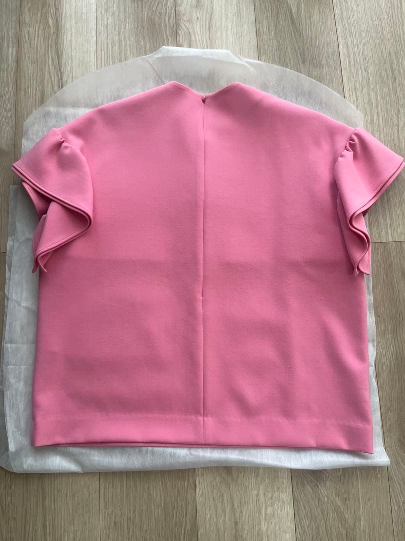 新品未使用ヨーコチャン　フリルパールブラウス36ピンク