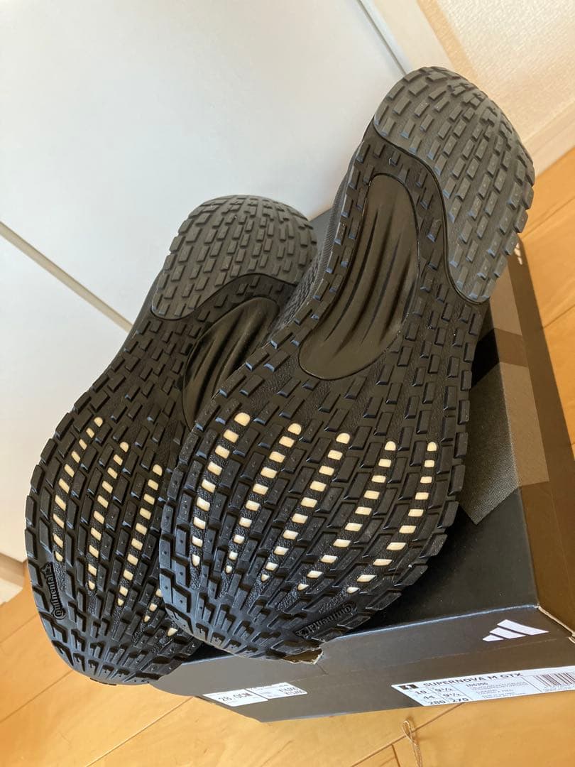 GORE-TEX 28.0cm 新品 adidas SUPERNOVA