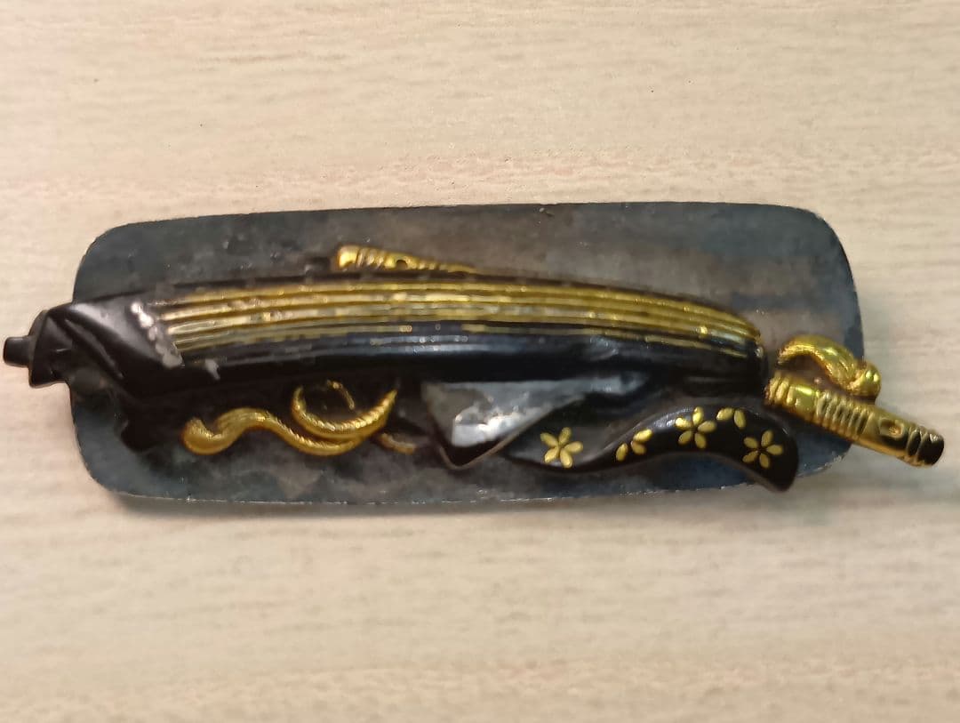 煙草入れ／前金具