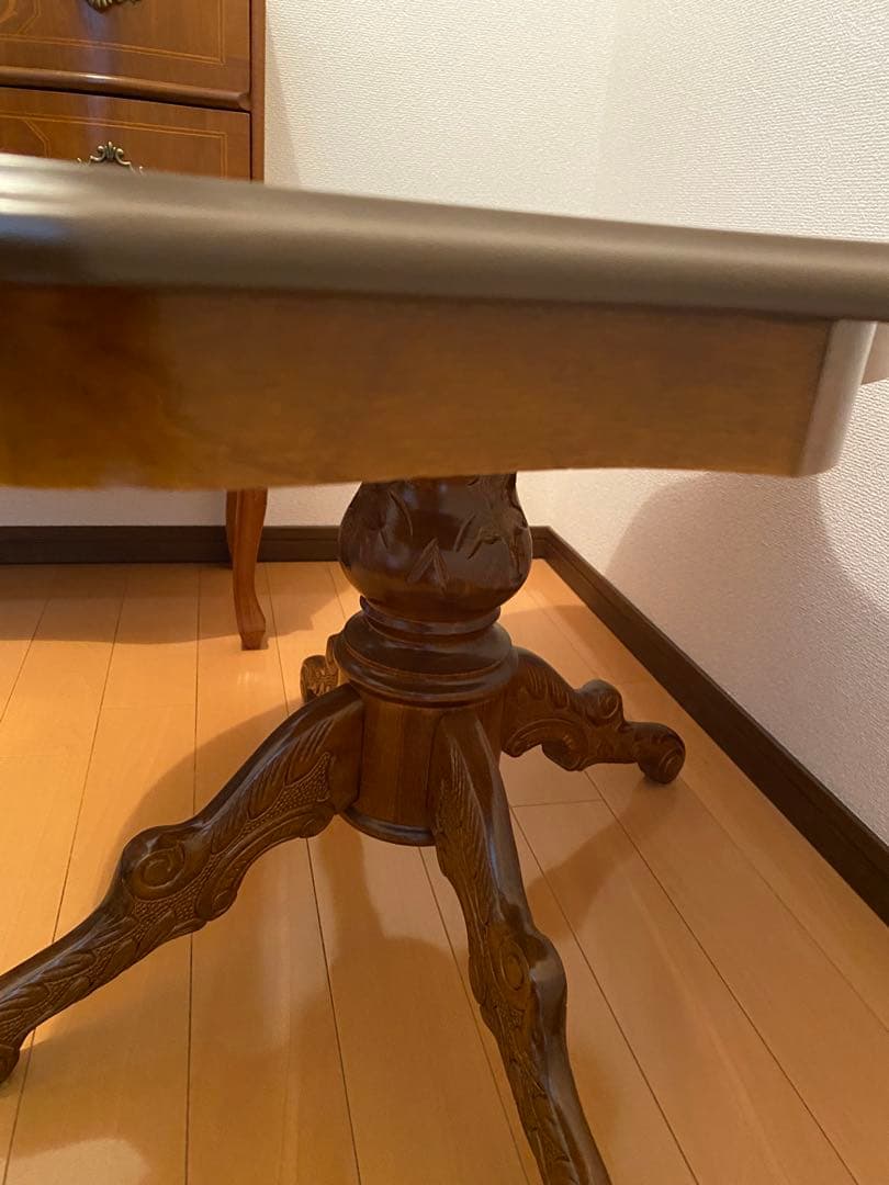 猫脚　象嵌イタリア製　木製テーブル　【注意】地域にては問い合わせ必須