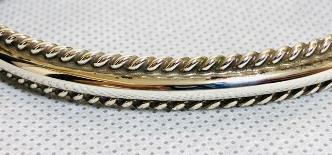 【未使用】ナバホ族　シルバーバングル　スターリング　ワイヤーワーク　ツイスト