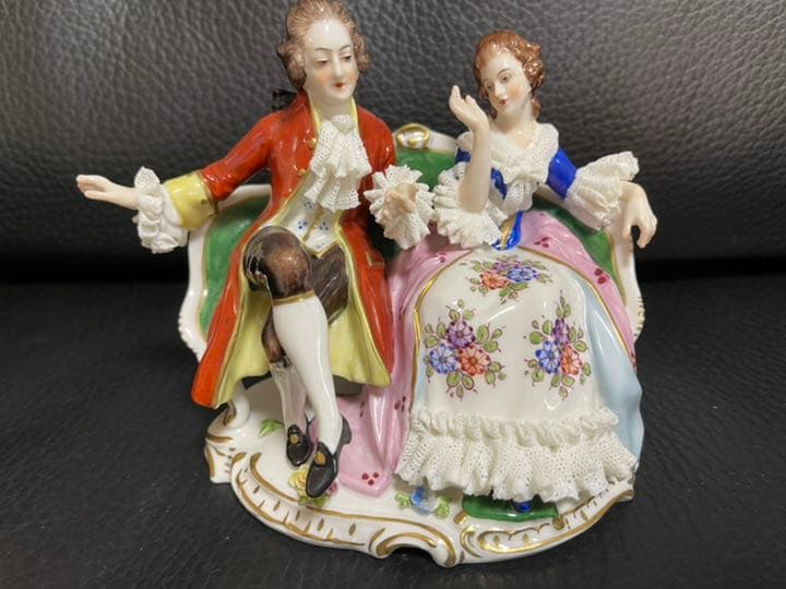 Dresden レース人形　会話が弾むカップル　アンティーク