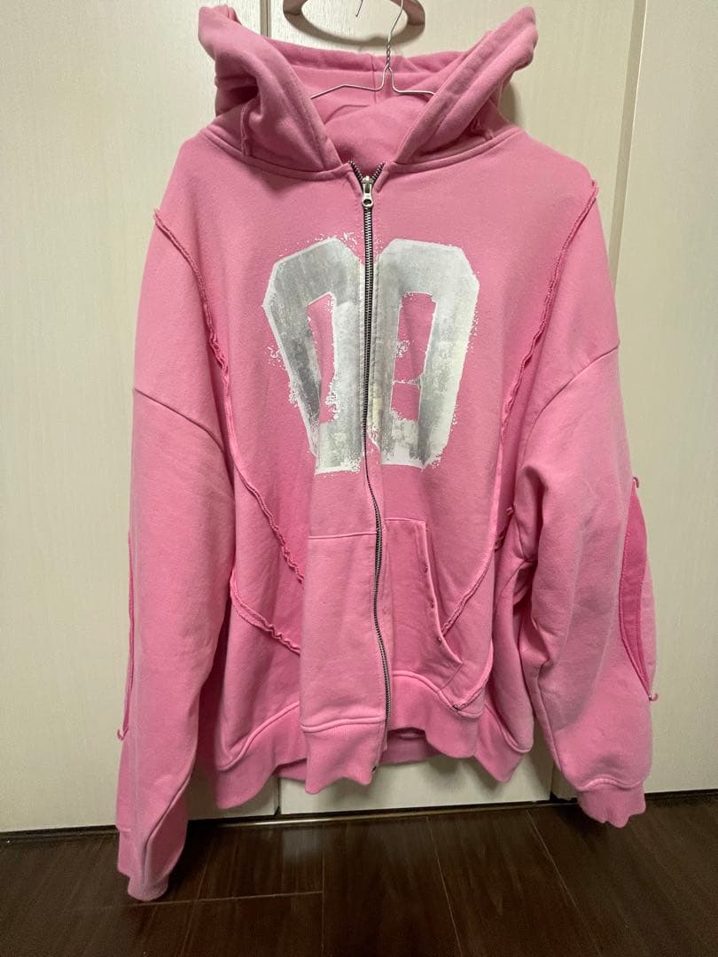 【COZY WORLDWIDE】00 KNIGHT CLUB HOODIE