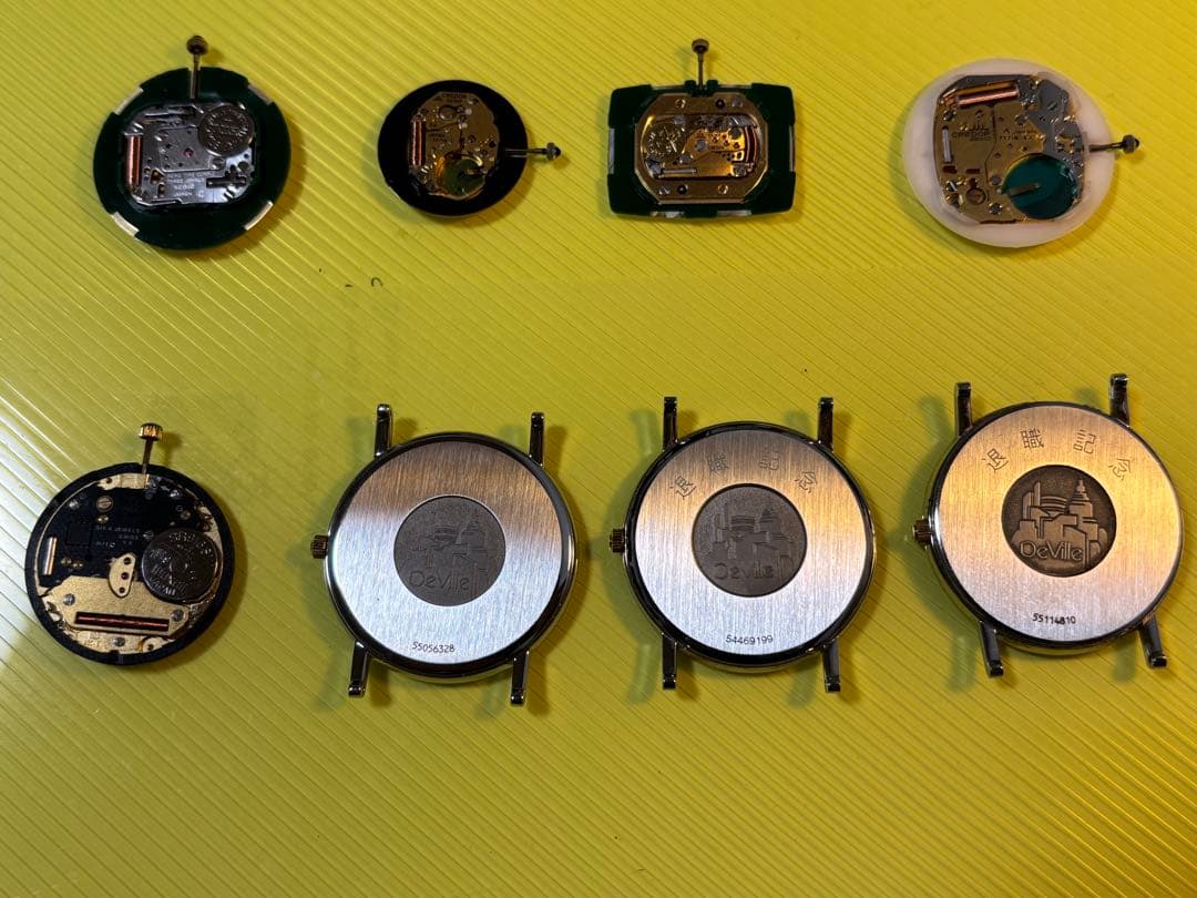 クォーツアナログ時計 シルバー ステンレス製