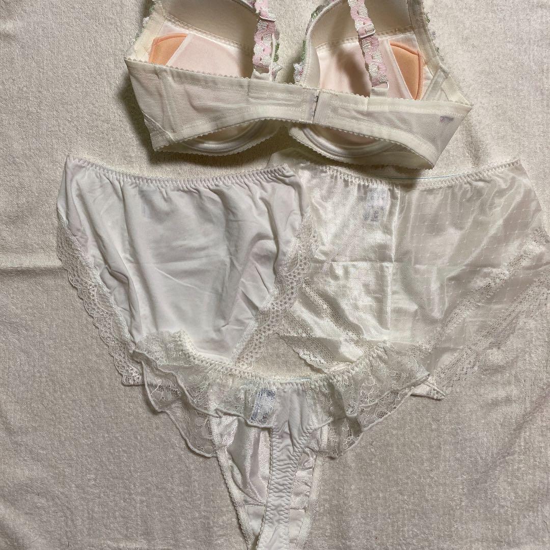 【新品】ワコール LALANブラF70.ソングM.ビキニM.ボーイレングスM