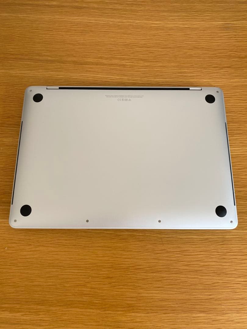 MacBook Pro 2020 上位モデル　未使用に近い　MacBook本体