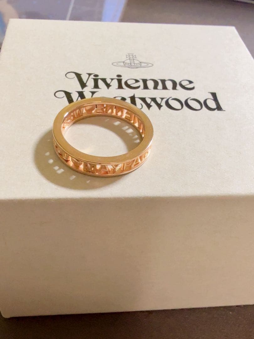 Vivienne Westwood リング ピンクゴールド