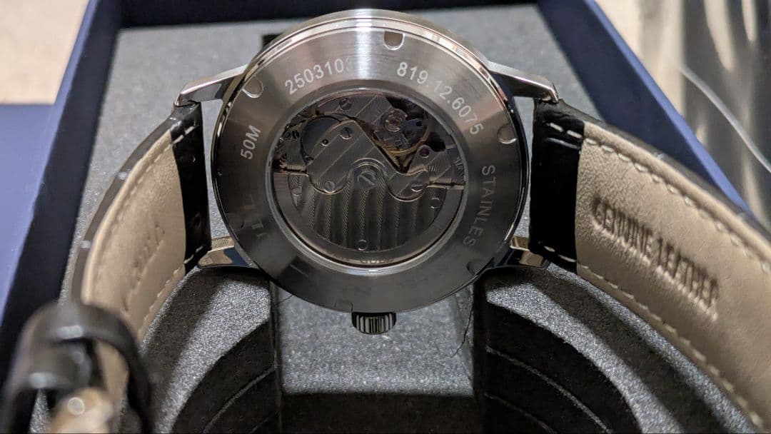 値引中！ SEAGULL 6075 ほぼ新品！自動巻 スモセコ サファイア！