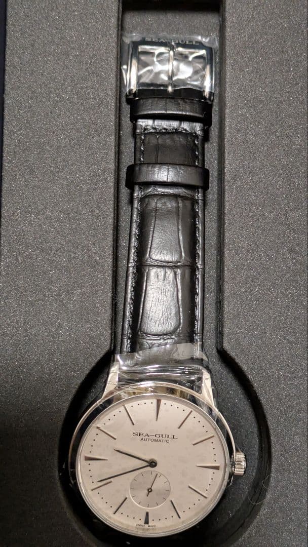値引中！ SEAGULL 6075 ほぼ新品！自動巻 スモセコ サファイア！