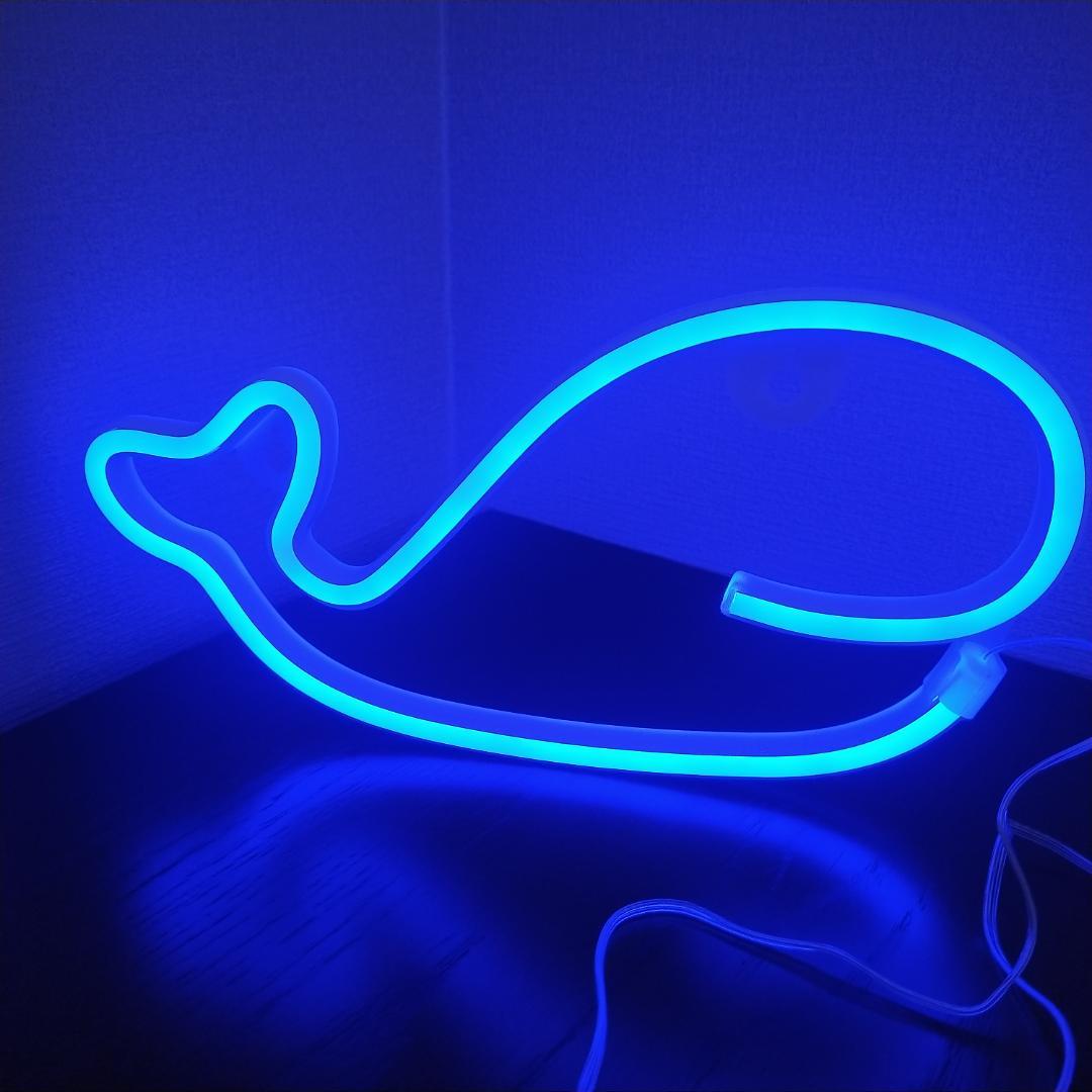 【☆超美品★】　＊クジラのネオンサイン＊　アイスブルー