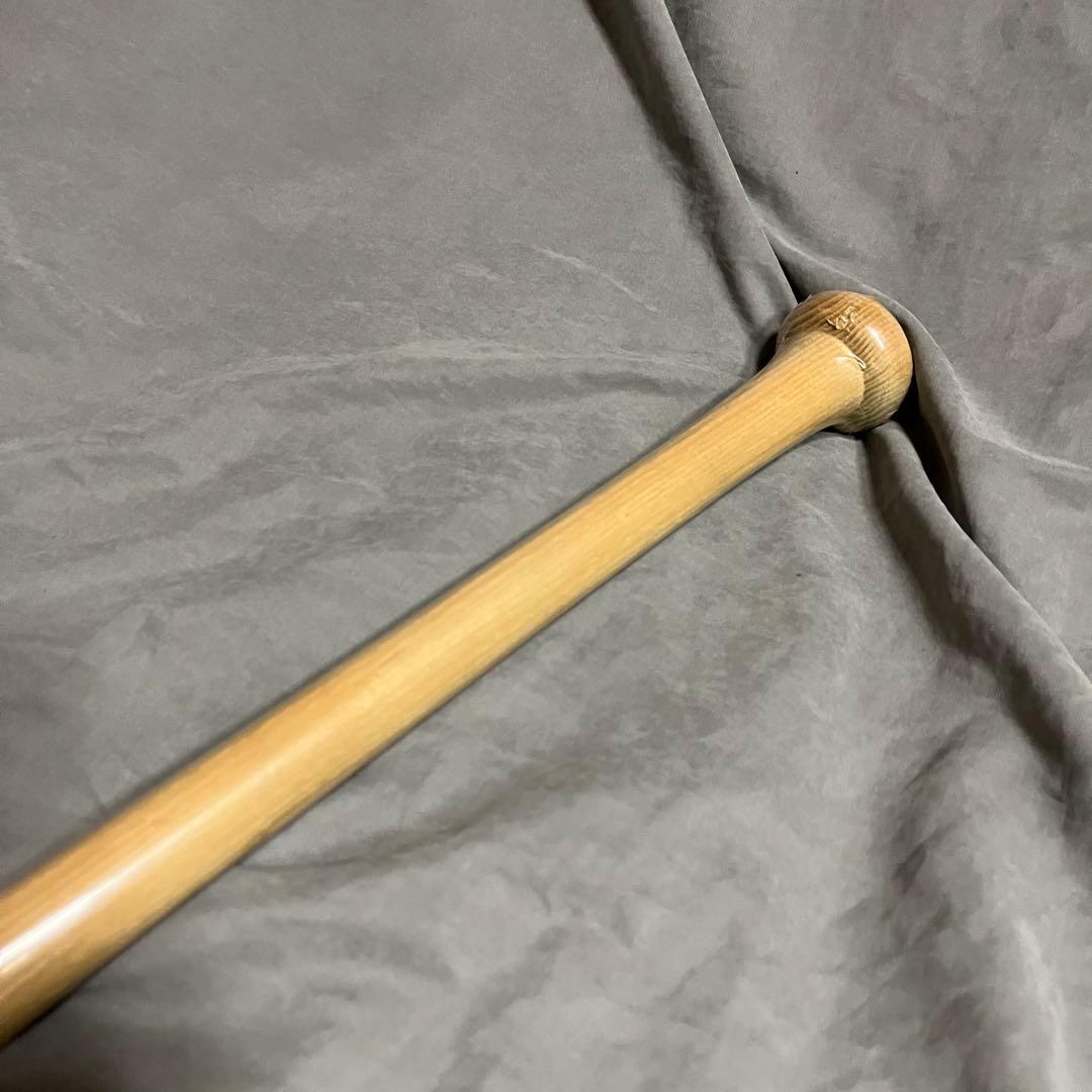 中日ドラゴンズ　立浪和義サイン入り木製バット