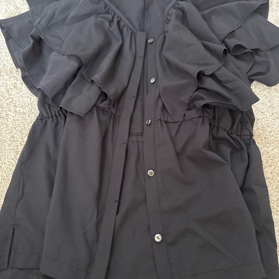 美品　ガリャルダガランテ　フリルブラウス　半袖　ブラック　フリーサイズ